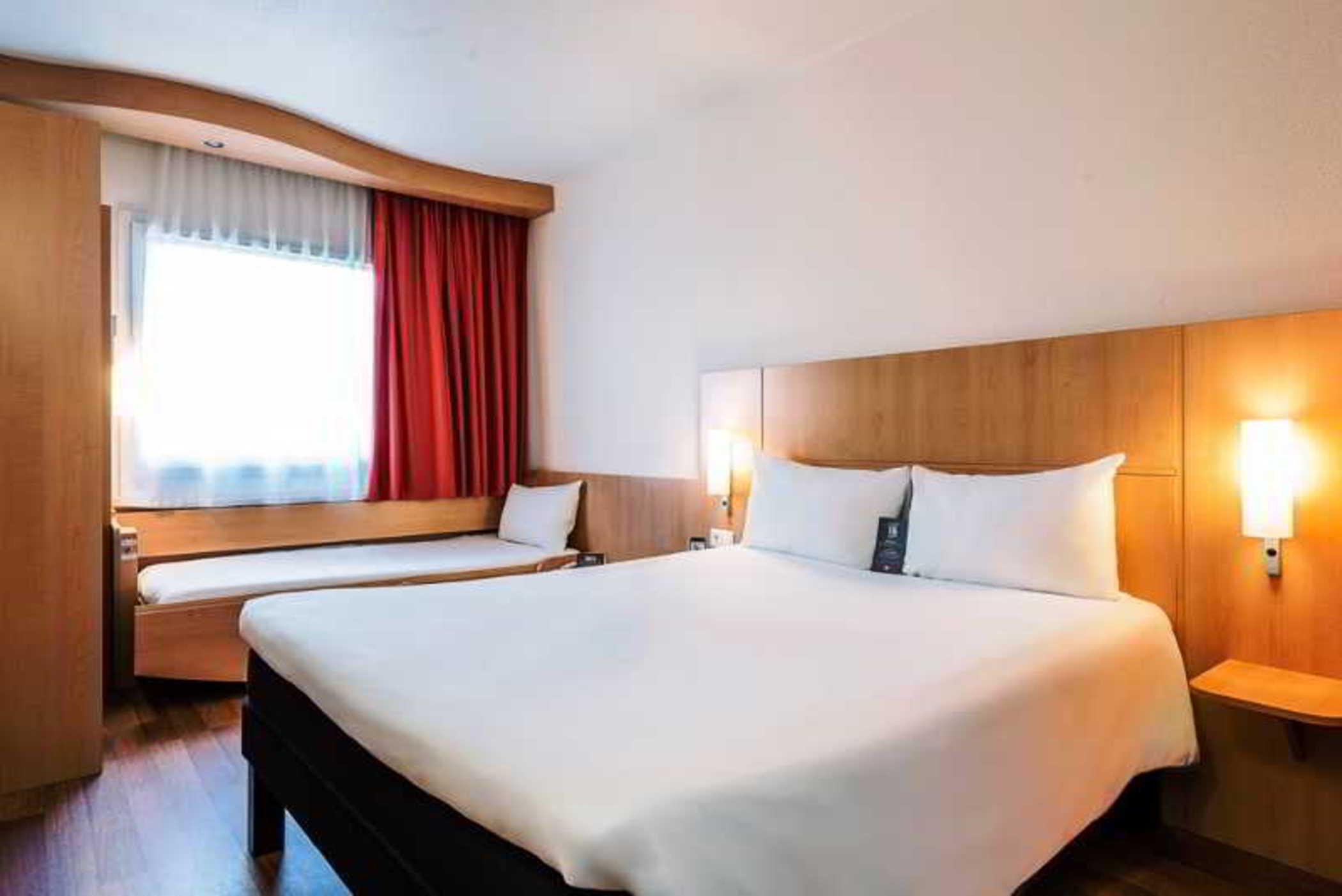 Ibis Madrid Calle Alcala Exteriör bild