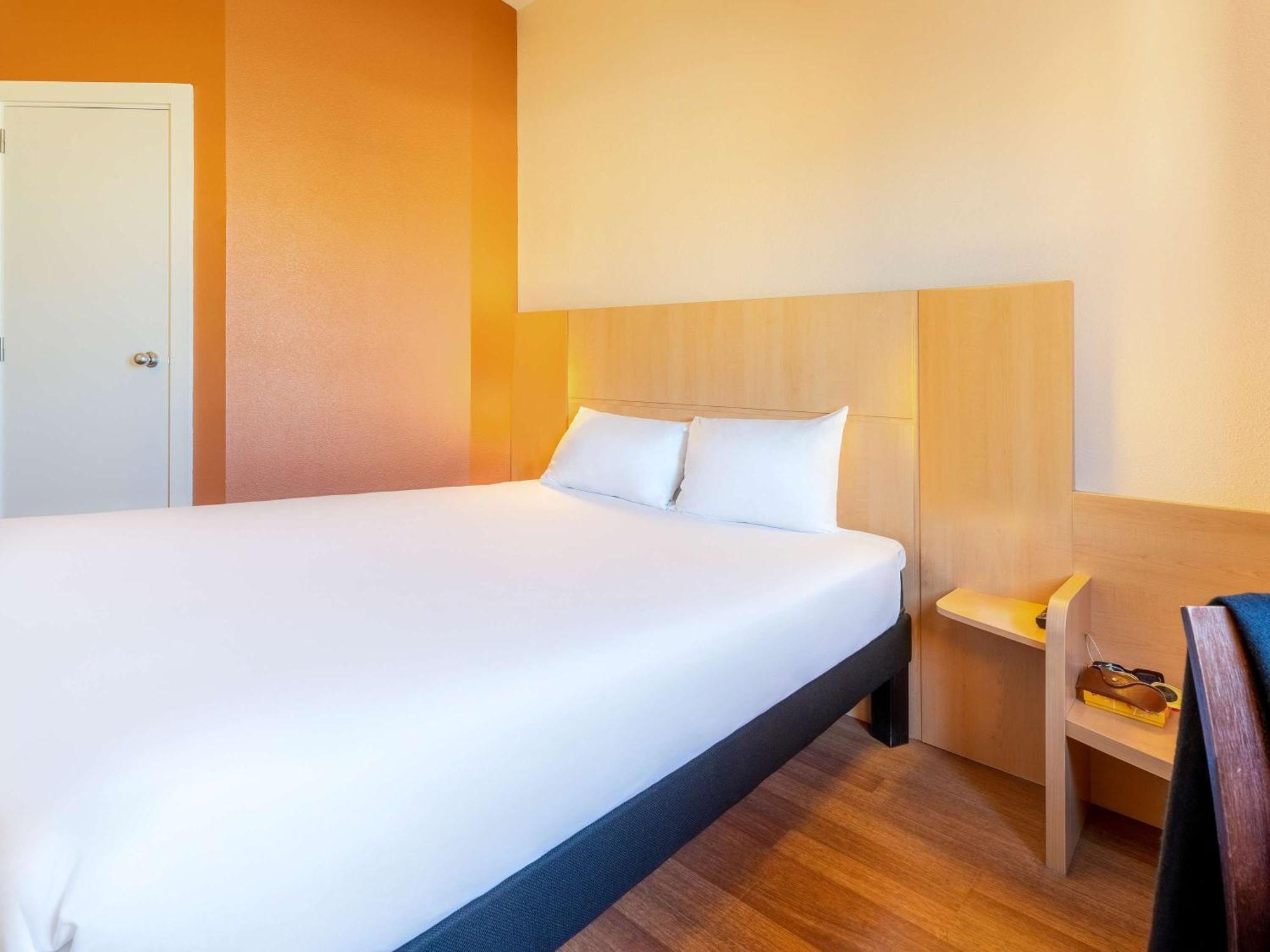 Ibis Madrid Calle Alcala Exteriör bild